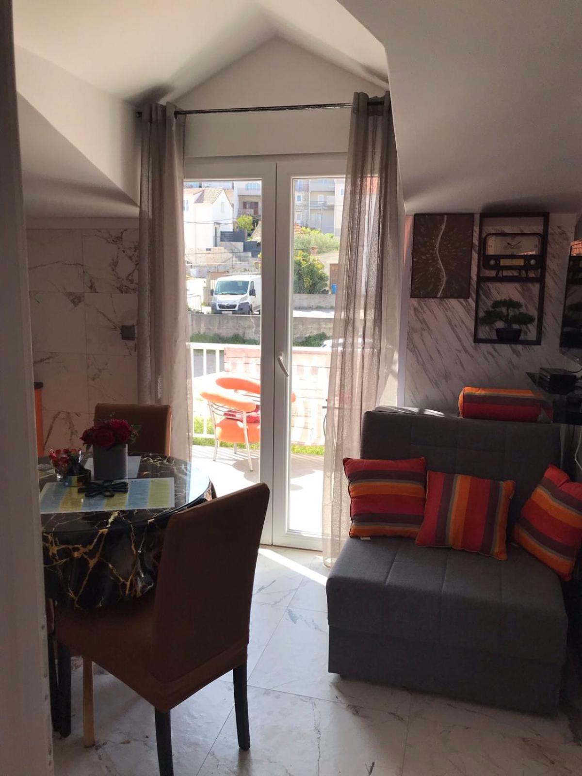 Apartments Villa Marica Traù Esterno foto